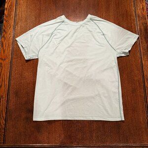 outdoor voices medium dryfit shirt